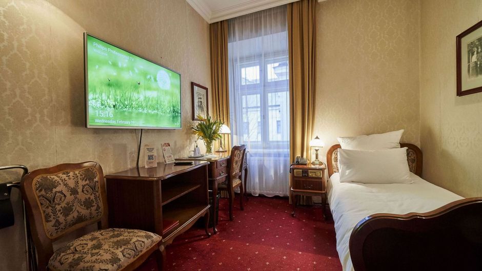 Pollera Hotel Room