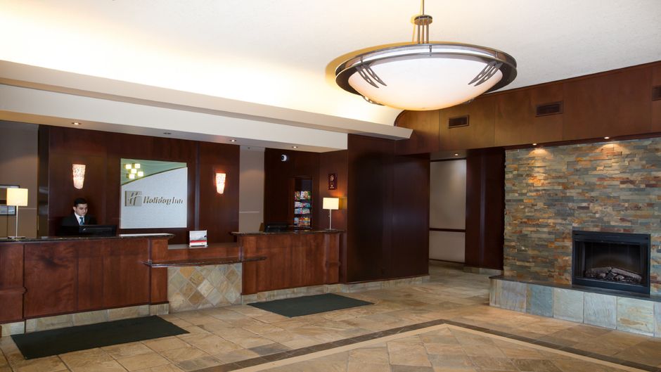 Holiday Inn Hotel & Suites-West Edmonton Lobby