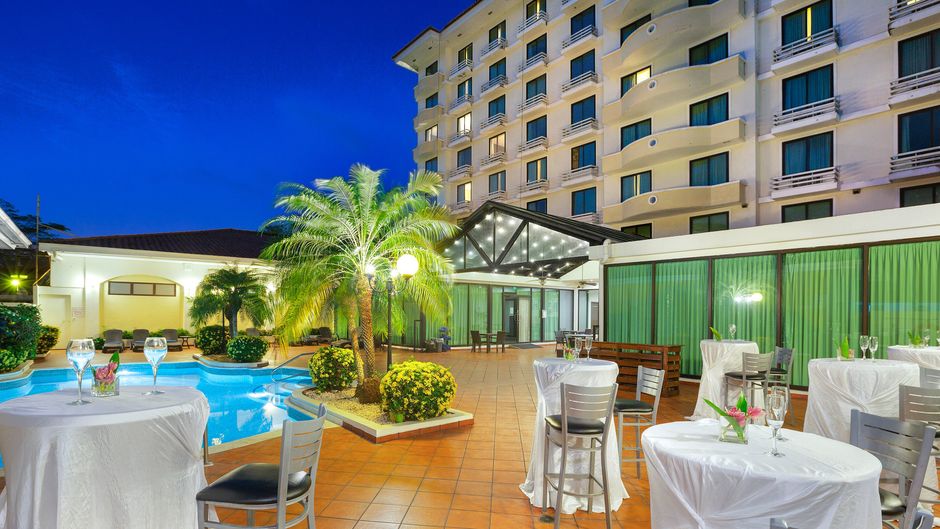 Holiday Inn Meeting