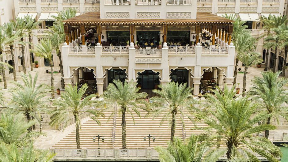 Jumeirah Al Qasr Restaurant