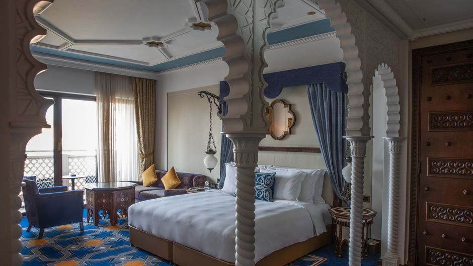 Jumeirah Al Qasr Room