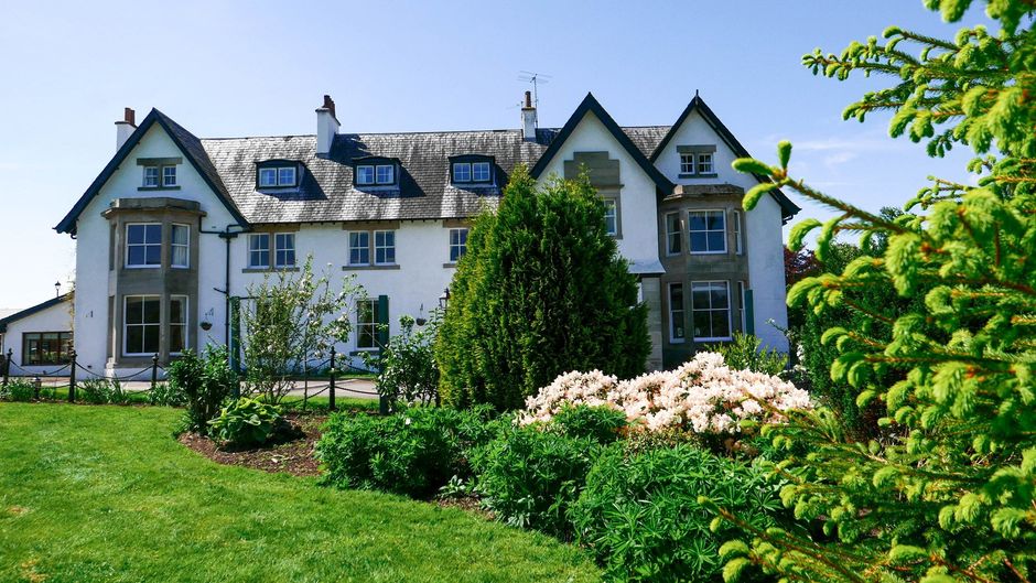 The Lovat Loch Ness Exterior