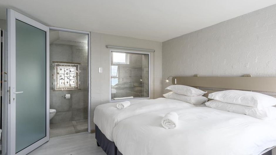 Blue Bay Lodge Room