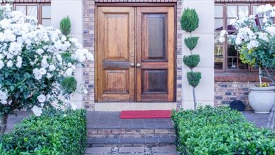 Alveston Manor Small Hotel