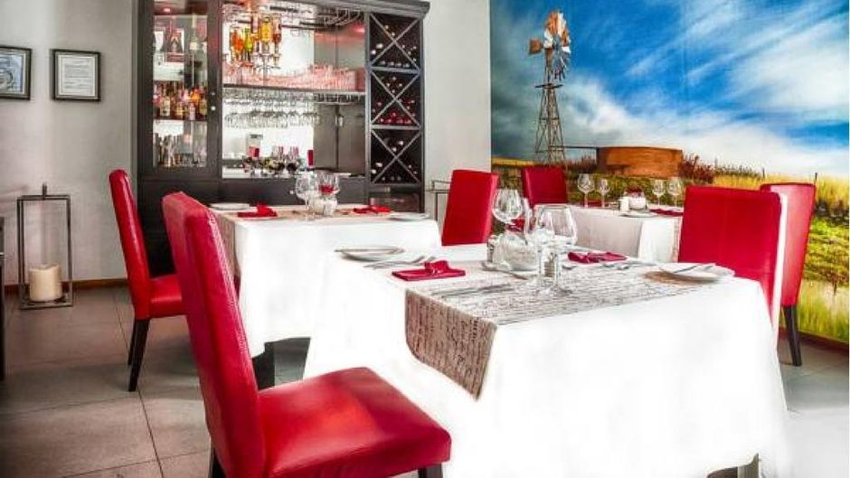 Yalla Yalla Boutique Hotel Restaurant