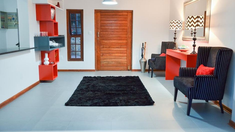 Yalla Yalla Boutique Hotel Lobby