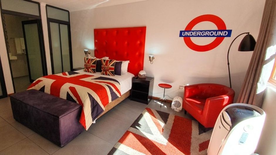 Yalla Yalla Boutique Hotel Room