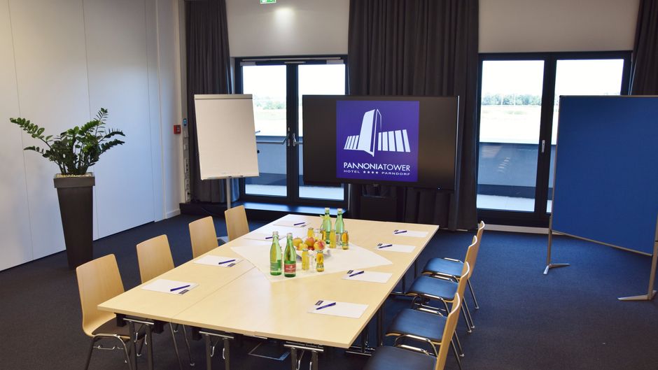 Pannonia Tower Hotel Meeting
