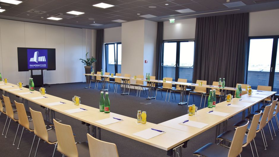 Pannonia Tower Hotel Meeting