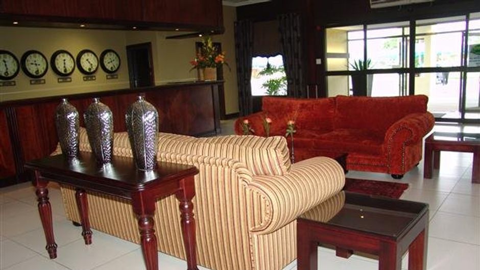 Welkom Inn Lobby