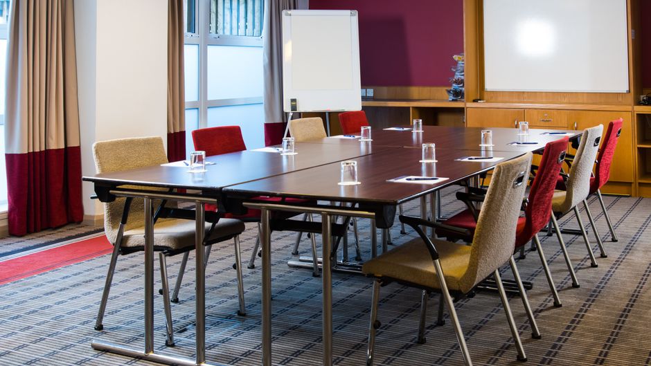 Holiday Inn Express Swindon West Meeting