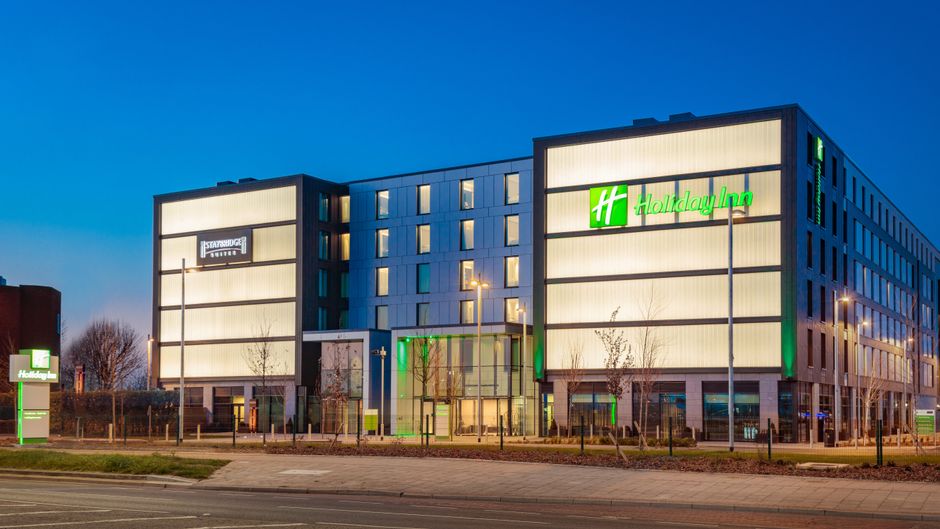 Holiday Inn London - Heathrow Bath Road Exterior