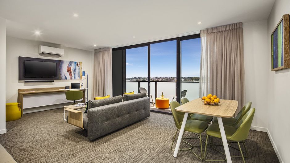 Quest Dandenong Central Room