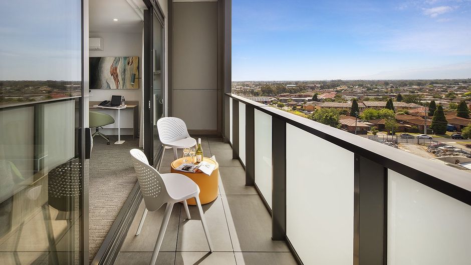Quest Dandenong Central Room