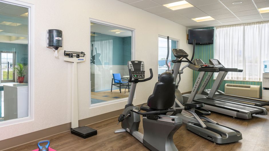 Holiday Inn Express & Suites North Bay Health Club