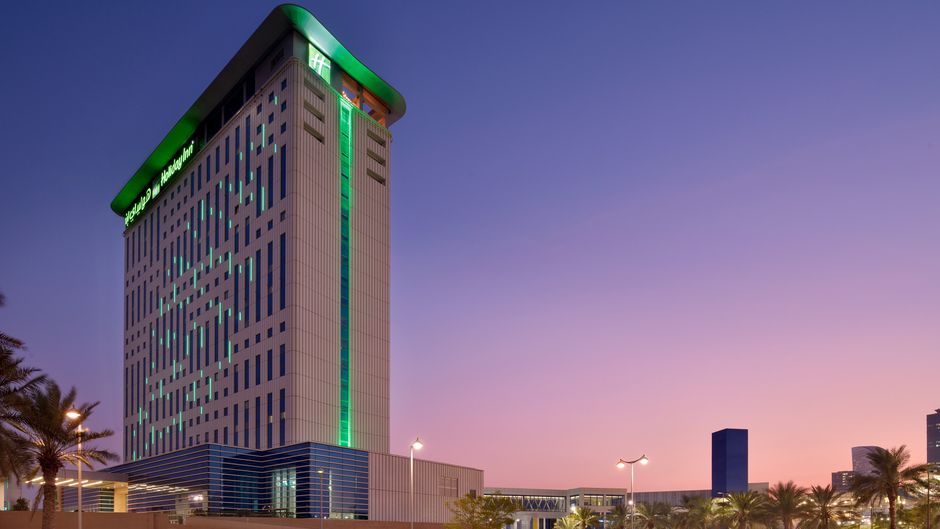 Holiday Inn Festival City Exterior