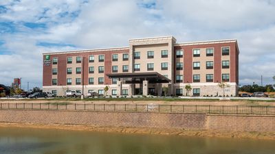 Holiday Inn Express & Suites Wentzville