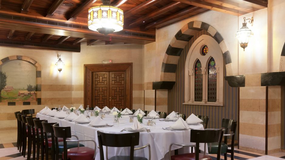 Le Commodore Hotel Restaurant