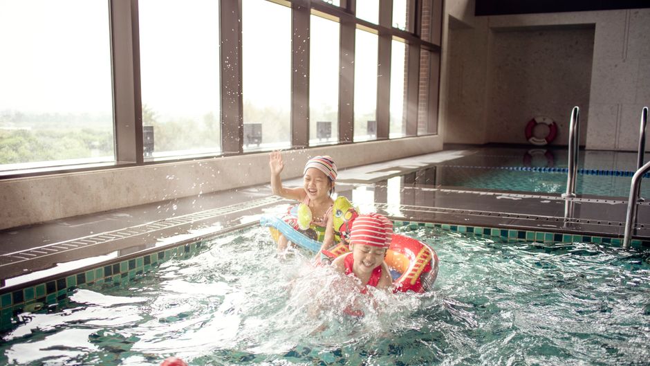 Crowne Plaza Tainan Pool