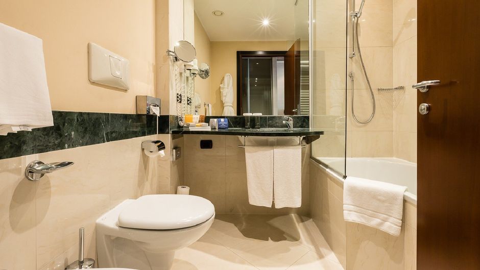 Crowne Plaza Malpensa Airport Hotel Room
