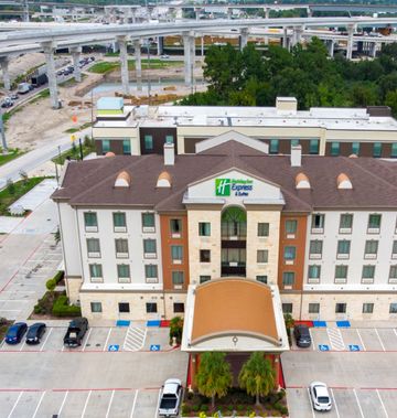 Holiday Inn Express & Stes Houston South