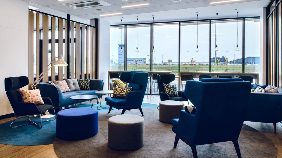 Holiday Inn Express Rzeszow Airport Lobby
