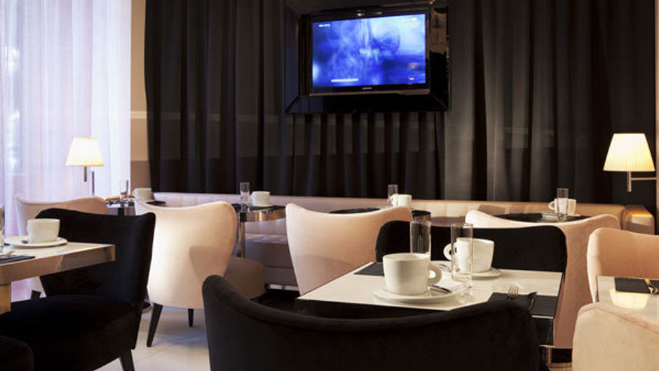 Hotel First Paris Eiffel Restaurant
