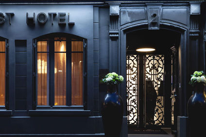 Hotel First Paris Eiffel
