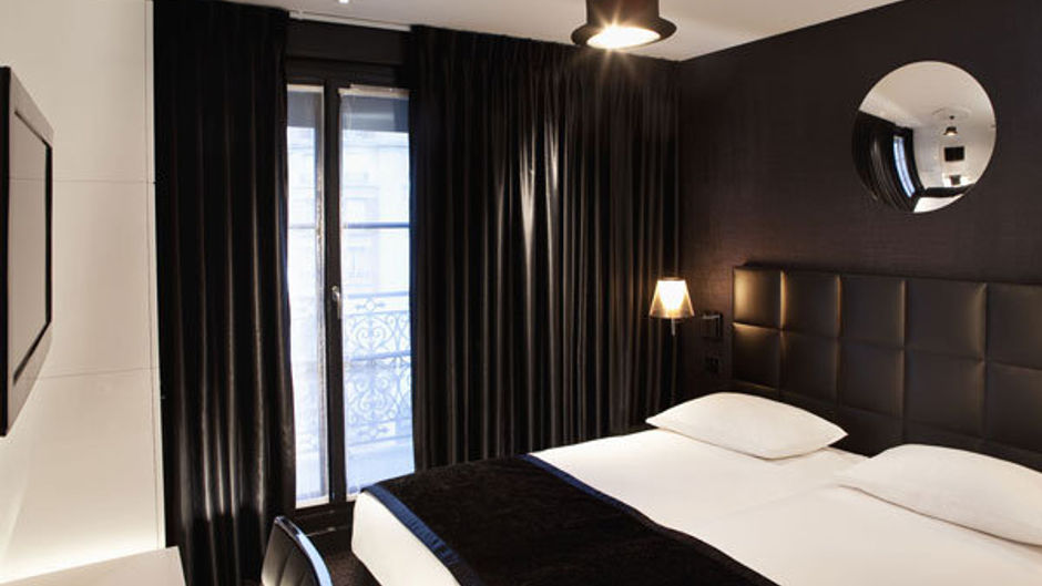 Hotel First Paris Eiffel Room