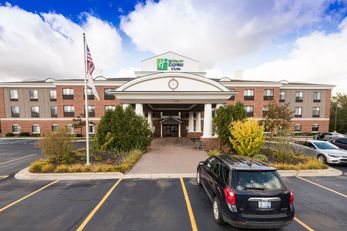 Holiday Inn Express Hotel & Suites