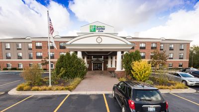 Holiday Inn Express Hotel & Suites
