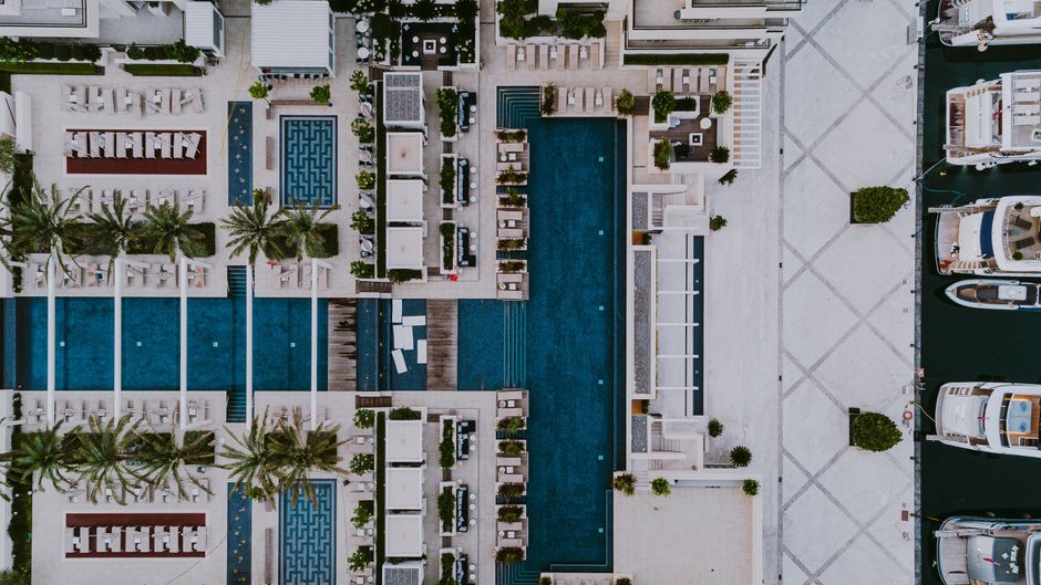 Regent Porto Montenegro Pool
