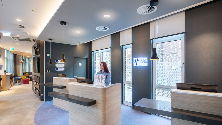 Holiday Inn Express Erlangen Exterior
