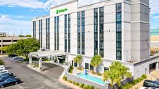 Holiday Inn Alexandria Downtown
