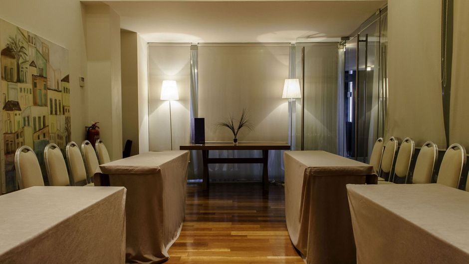 Hotel GDM Megaron Meeting