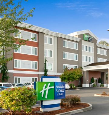 Holiday Inn Express Hotel & Suites