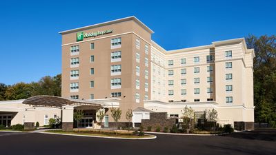 Holiday Inn Suites Philadelphia W