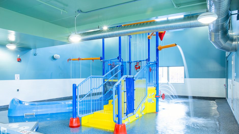 Holiday Inn Express & Suites Halifax Pool