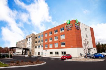 Holiday Inn Express & Suites Halifax