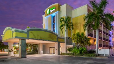 Holiday Inn Express Cape Coral