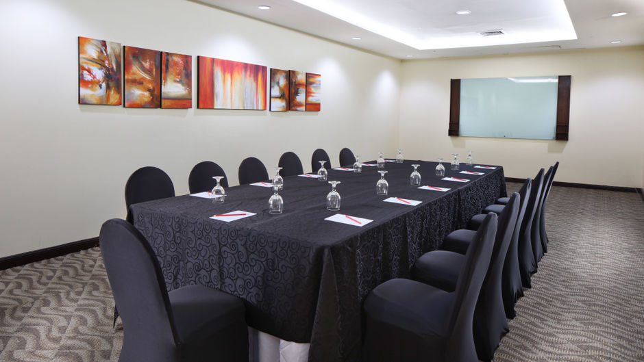 The Heritage Hotel Manila Meeting