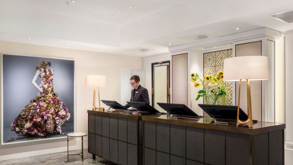Hotel Continental Lobby