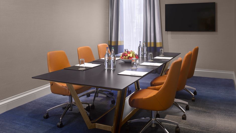 Staybridge Suites Dubai Internet City Meeting