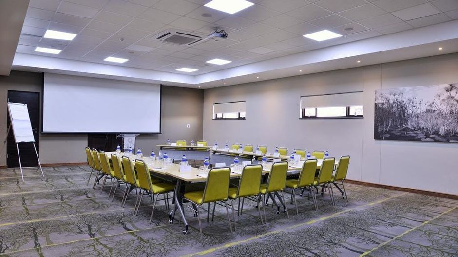 Cresta Maun Meeting