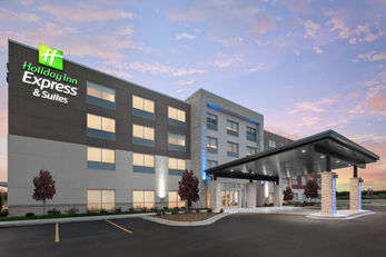 Holiday Inn Express & Suites Elkhorn