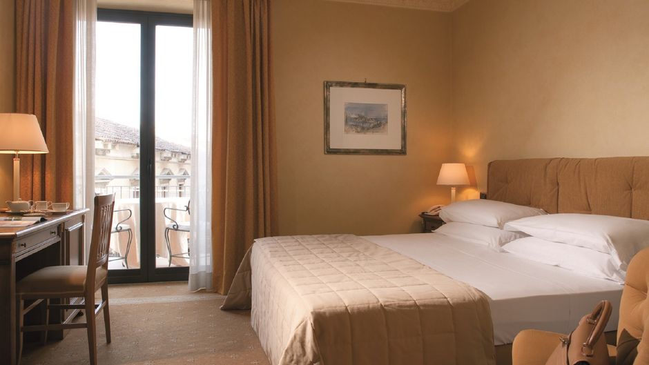 Katane Palace Hotel Room