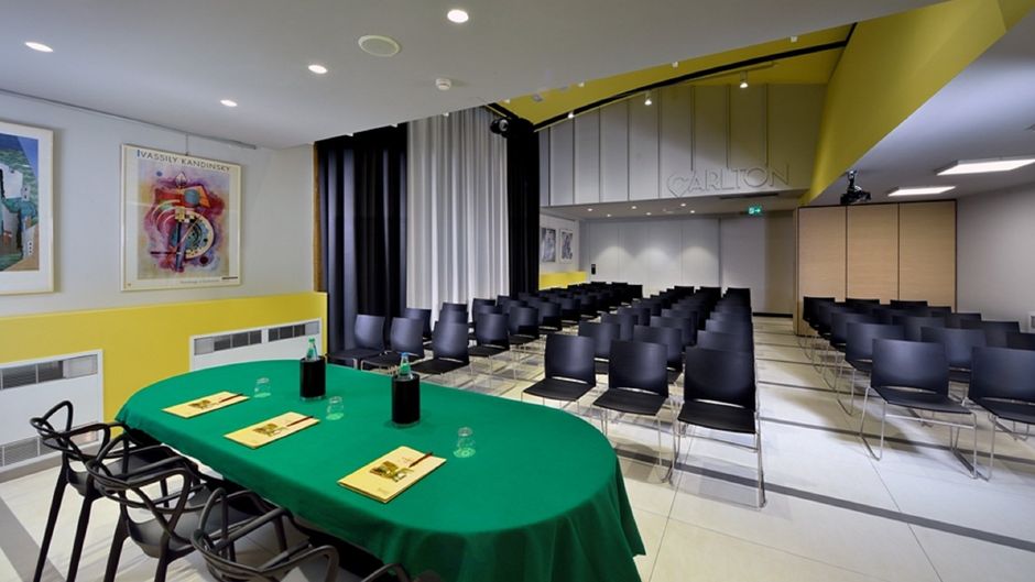 Hotel Carlton Meeting