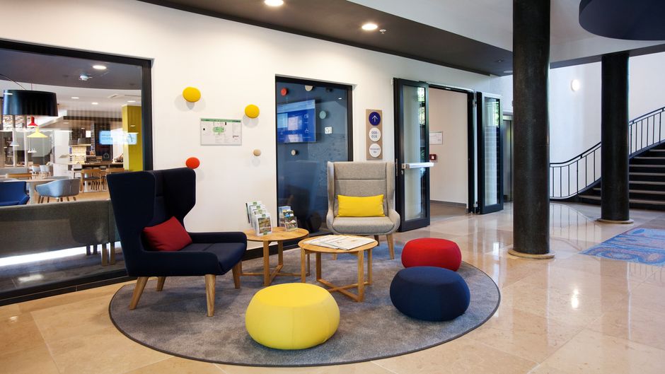 Holiday Inn Express Saabruecken Lobby