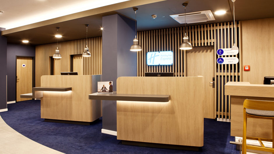 Holiday Inn Express Sindelfingen Exterior