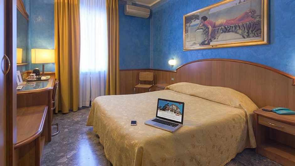 Hotel Europa Room